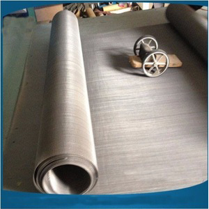 Stainless steel woven wire mesh